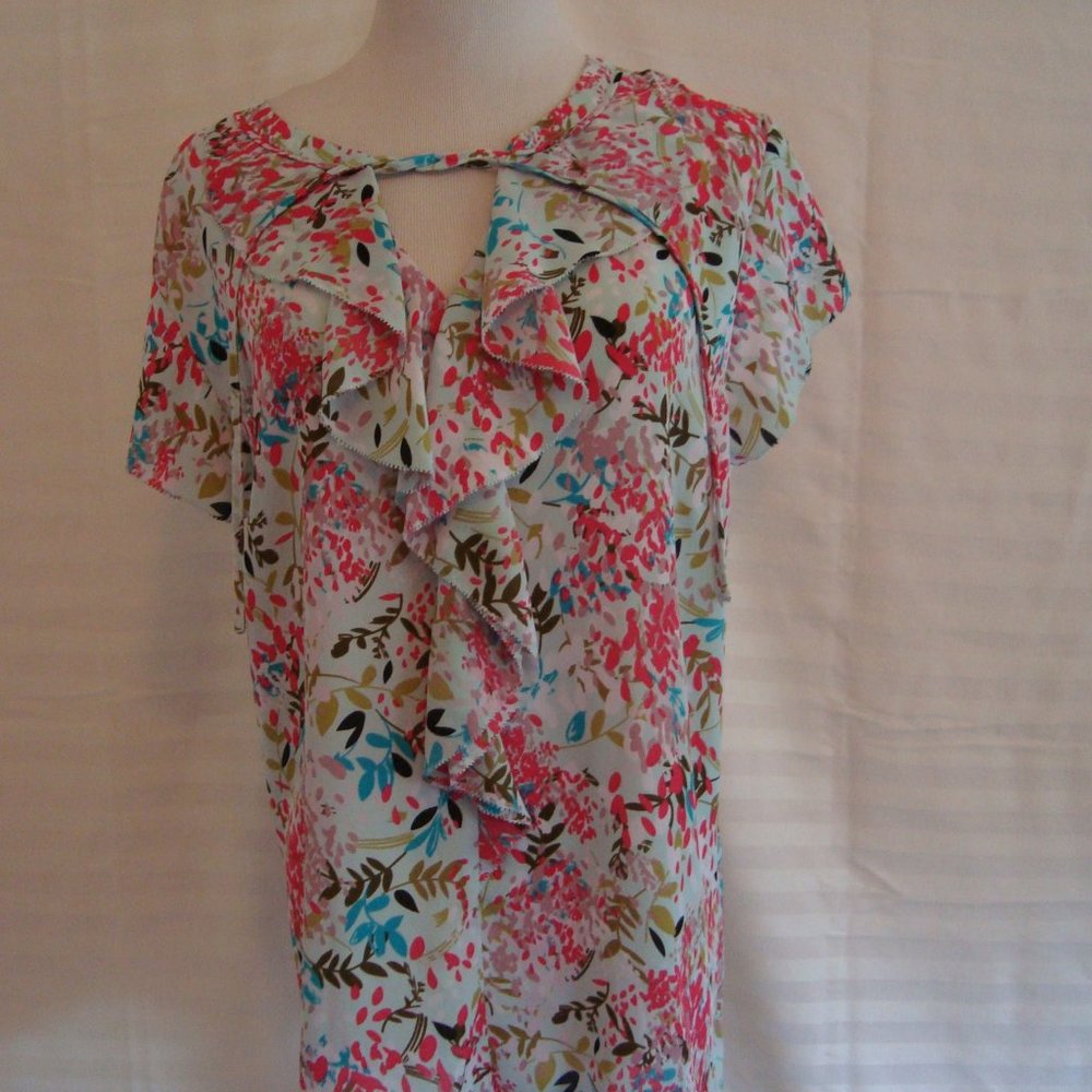 LIZ CLAIBORNE Flutter Cap Sleeve Ruffle Detail Blouse Lite Weight sz L NWOT
